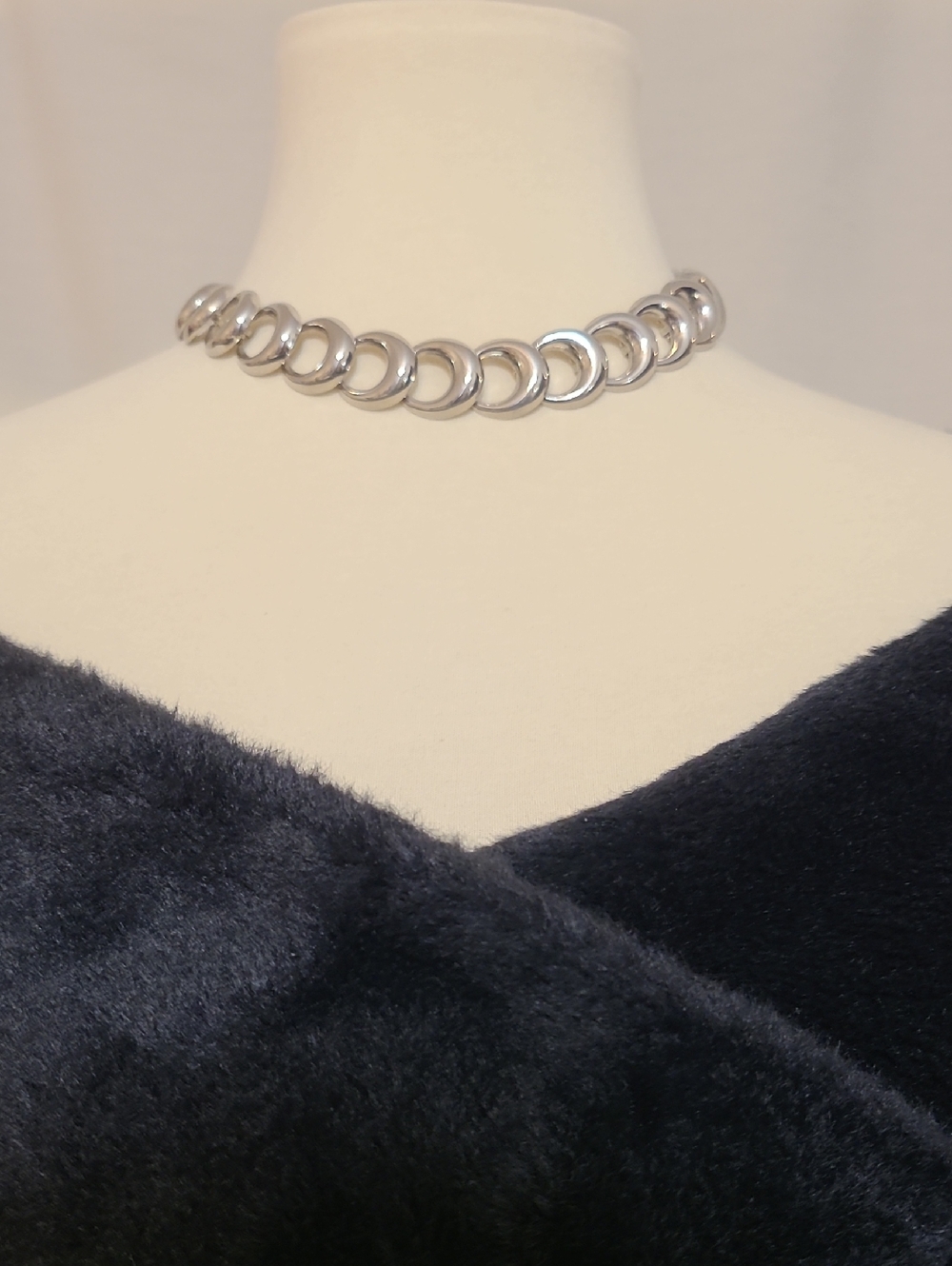 Silver-tone Crescent-shape Link Necklace